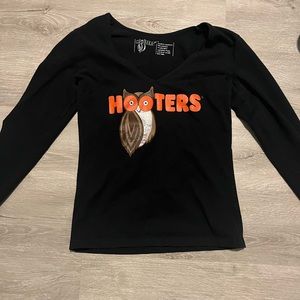 Hooters long sleeve uniform top and shorts